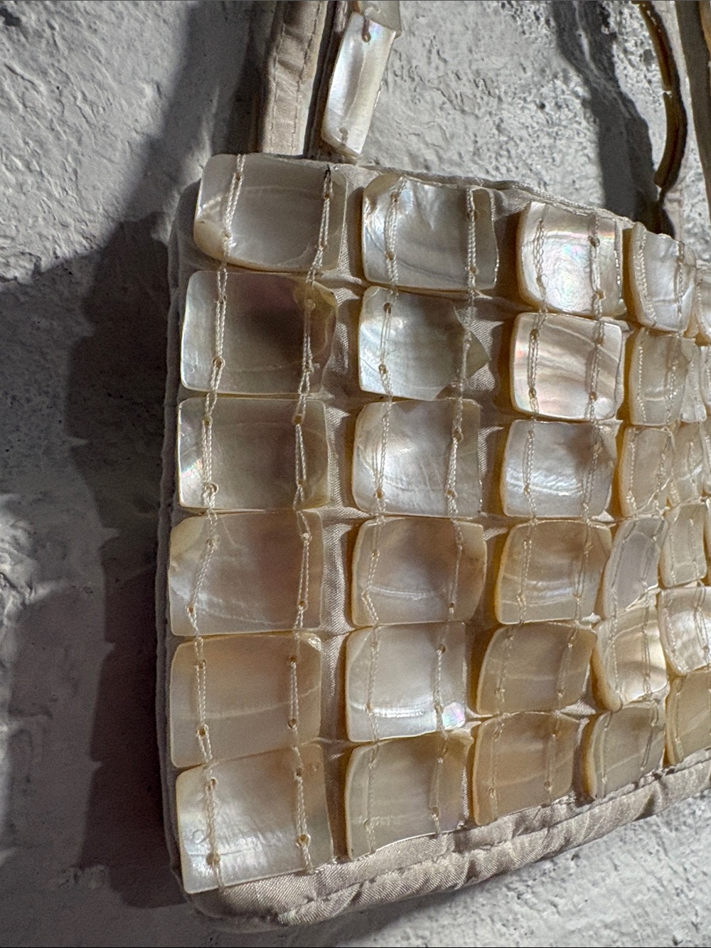 Express Mother of Pearl Style Handbag - Picture 3 of 9